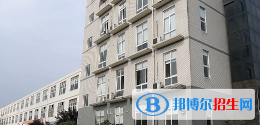成都青華職業(yè)學(xué)校2022年報(bào)名條件、招生要求、招生對(duì)象