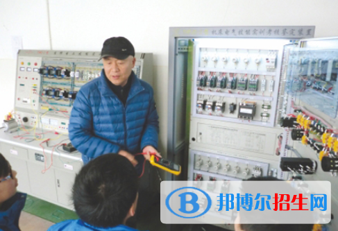 杭州蕭山機(jī)電職業(yè)高級(jí)中學(xué)2