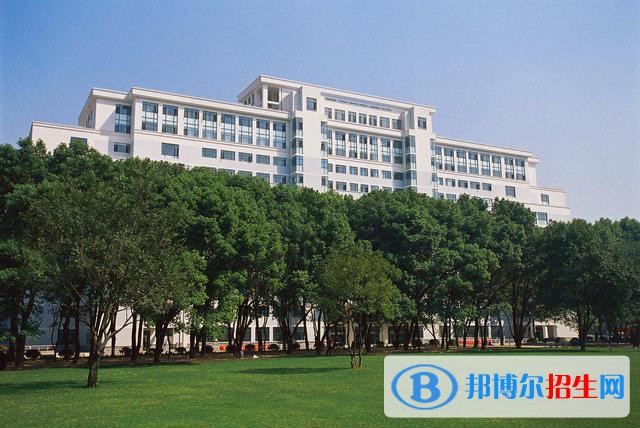 眉山機(jī)電職業(yè)技術(shù)學(xué)校2022年學(xué)費(fèi)、收費(fèi)多少 