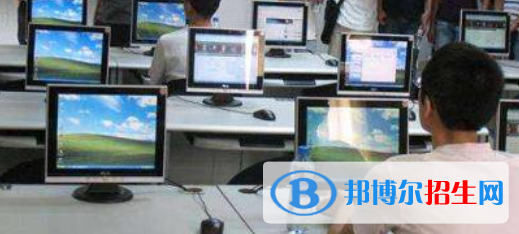 成都2022年讀計算機學校有用嗎