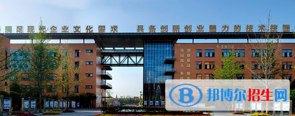 成都2022年到哪里讀計(jì)算機(jī)學(xué)校好
