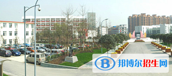 成都2022年讀什么計算機學校好