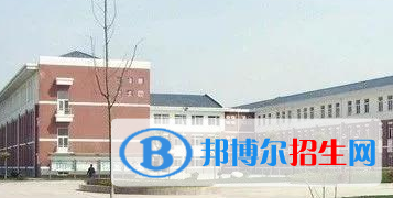 四川省張瀾職業(yè)技術(shù)學(xué)校2022年學(xué)費(fèi)、收費(fèi)多少