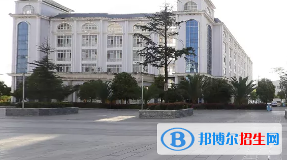 貴陽2022年沒有畢業(yè)證可以上中專學(xué)校嗎