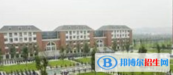成都經(jīng)濟技術(shù)開發(fā)區(qū)職業(yè)技術(shù)學(xué)校2022年學(xué)費、收費多少