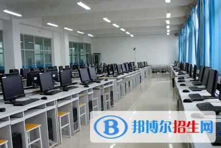 河北2022年讀計算機學校要分數(shù)嗎