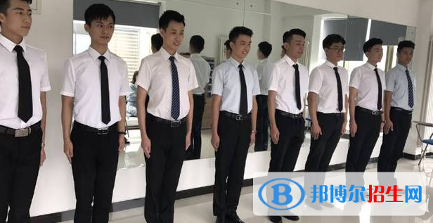 河北2022年男生讀航空服務(wù)學(xué)校學(xué)什么好