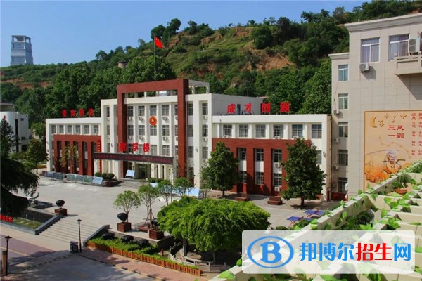 西安旅游職業(yè)中等專(zhuān)業(yè)學(xué)校2022年報(bào)名條件、報(bào)名對(duì)象