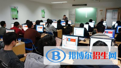 河北2022年計(jì)算機(jī)學(xué)校的專(zhuān)業(yè)有哪些