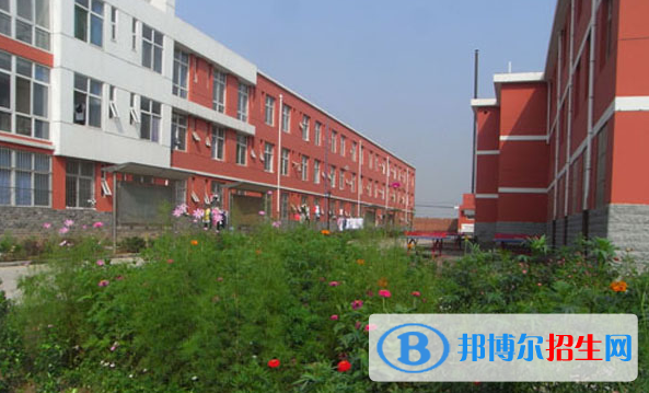 石家莊協(xié)和醫(yī)學(xué)中等專業(yè)學(xué)校2022年招生辦聯(lián)系電話