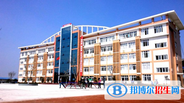 重慶市梁平職業(yè)技術學校2022年招生簡章