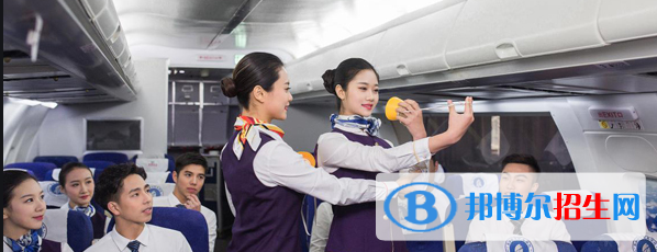 河北2022年航空服務學校和幼師哪個好
