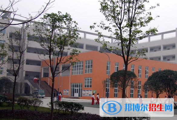 閬中江南高級職業(yè)中學(xué)2022年報名條件、招生要求、招生對象