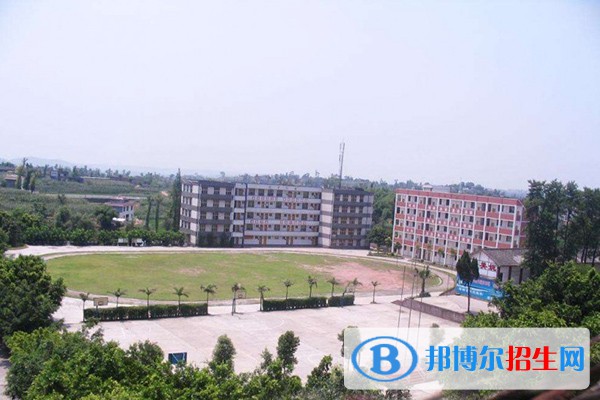 內(nèi)江科技開發(fā)學(xué)校2022年學(xué)費、收費多少 