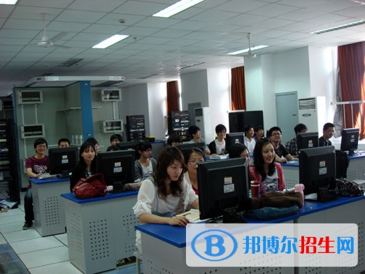 河北2022年讀計算機學校需要什么證件