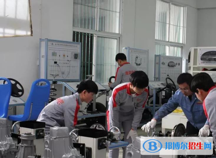 甘肅2022年初中生可以上什么汽修學校