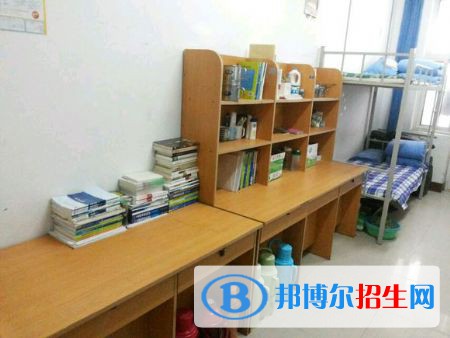 威遠(yuǎn)縣職業(yè)技術(shù)學(xué)校2022年宿舍條件