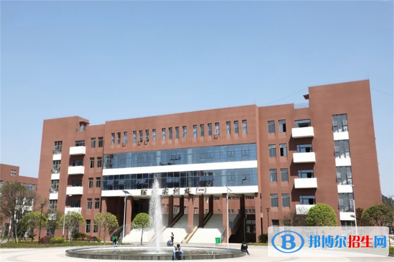 威遠(yuǎn)縣職業(yè)技術(shù)學(xué)校2022年招生簡(jiǎn)章