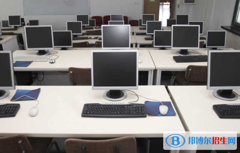 河北2022年什么叫計(jì)算機(jī)學(xué)校