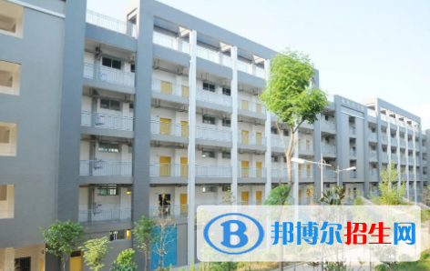 云南省財(cái)貿(mào)學(xué)校2022年報(bào)名條件、招生要求、招生對(duì)象