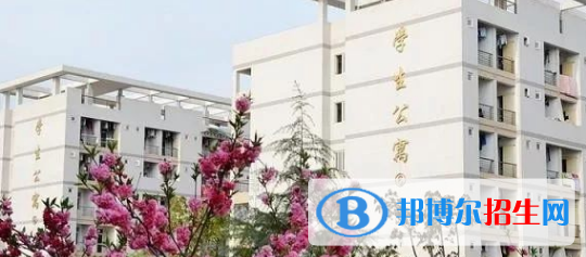 云南聯(lián)合經(jīng)濟(jì)學(xué)校2022年學(xué)費(fèi)、收費(fèi)多少