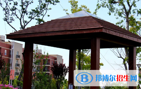 貴陽2022年中專學校讀出來是什么文憑
