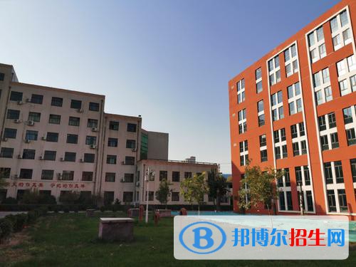 保山技工學(xué)校2022年報(bào)名條件、招生要求、招生對(duì)象