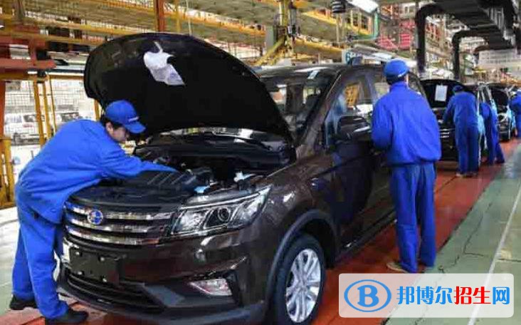 甘肅2022年有哪些有汽修學(xué)校的大專院校