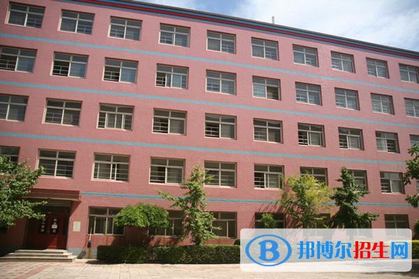 云南省化工高級技工學(xué)校2022年報名條件、招生要求、招生對象