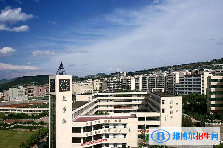 重慶現(xiàn)代技工學(xué)校2022年報名條件、招生要求、招生對象