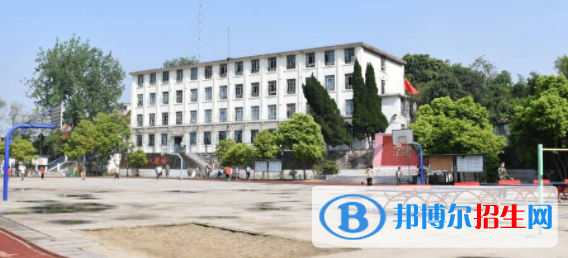 通海縣職業(yè)高級中學(xué)2022年報名條件、招生要求、招生對象