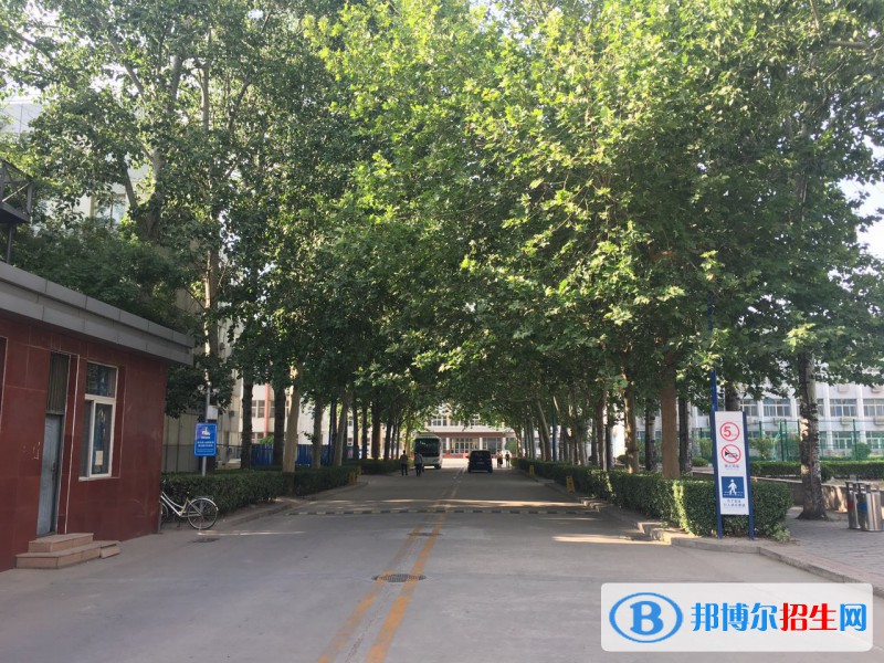 瀘西縣職業(yè)高級中學2022年學費、收費多少