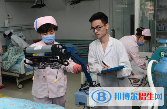 重慶2022年適合男生的護理學校專業(yè)