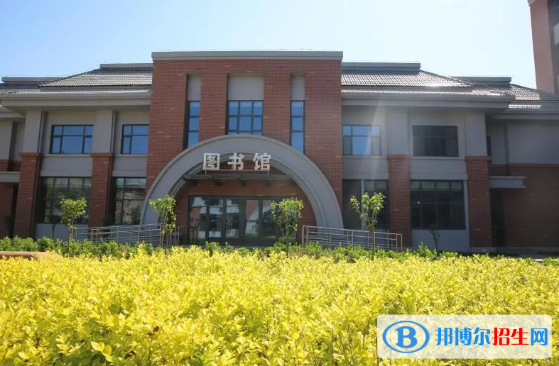 嵩明縣職業(yè)高級(jí)中學(xué)2022年學(xué)費(fèi)、收費(fèi)多少