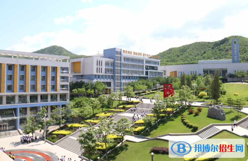 承德工業(yè)學校2022年報名條件、招生要求、招生對象