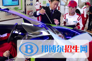 蘭州2022年男生上汽修學(xué)校學(xué)什么專(zhuān)業(yè)好
