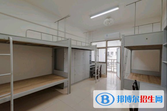 石家莊萬搏中等專業(yè)學(xué)校2022年宿舍條件