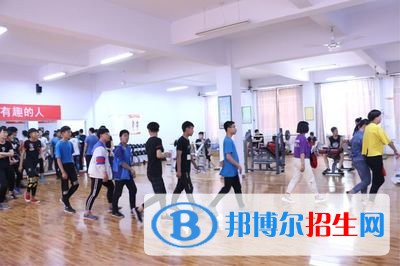 深澤縣職教中心怎么樣、好不好