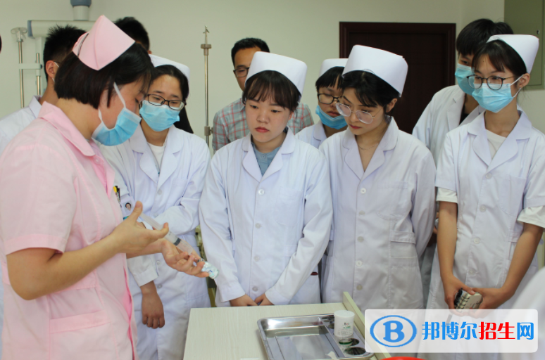 重慶2022年護(hù)理學(xué)校包分配嗎