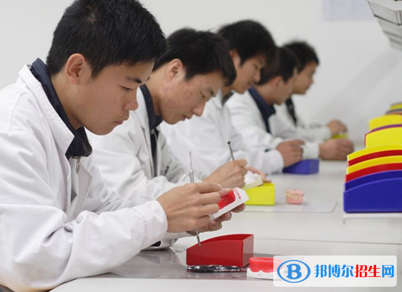 甘肅2022年讀衛(wèi)校要分數(shù)嗎