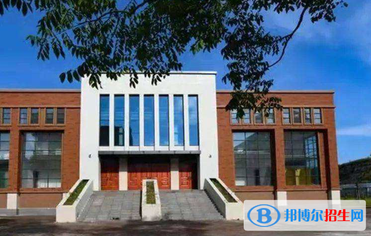 銅仁市數(shù)據(jù)職業(yè)學(xué)校2022年招生簡(jiǎn)章