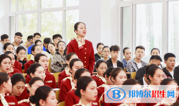 河北2022年航空服務(wù)學(xué)校怎么樣報(bào)名