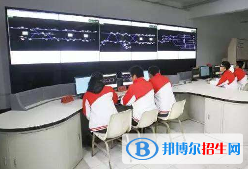 重慶2022年女生學鐵路學校好嗎