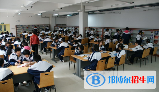 蘭考縣第一職業(yè)中專2022年報名條件、招生要求、招生對象