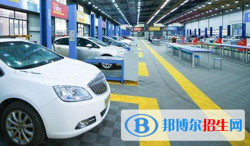杭州2022年去讀汽修學(xué)校學(xué)什么對(duì)以后好一點(diǎn)