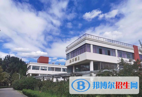 北京大興區(qū)第一職業(yè)學(xué)校2022年招生辦聯(lián)系電話