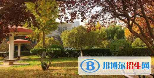 山東省濟(jì)南商貿(mào)學(xué)校2022年學(xué)費(fèi)、收費(fèi)多少
