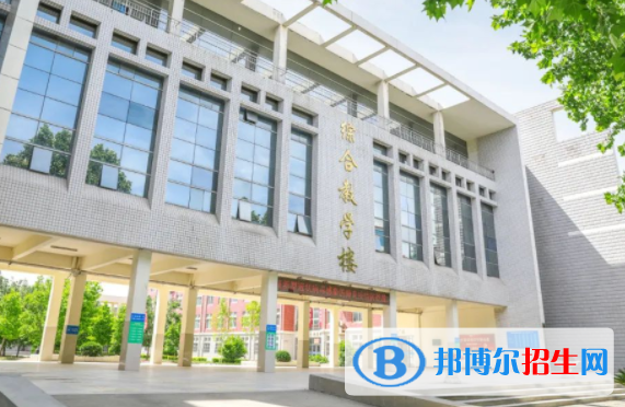 鄭州科技中等專業(yè)學(xué)校2022年報(bào)名條件、招生要求、招生對(duì)象