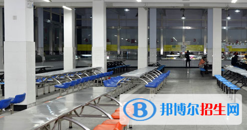 河南工藝美術(shù)學(xué)校2022年報名條件、招生要求、招生對象