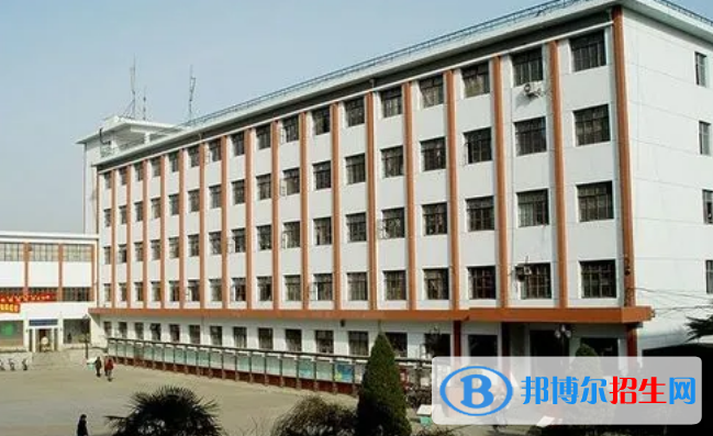信陽工業(yè)學(xué)校2022年報名條件、招生要求、招生對象